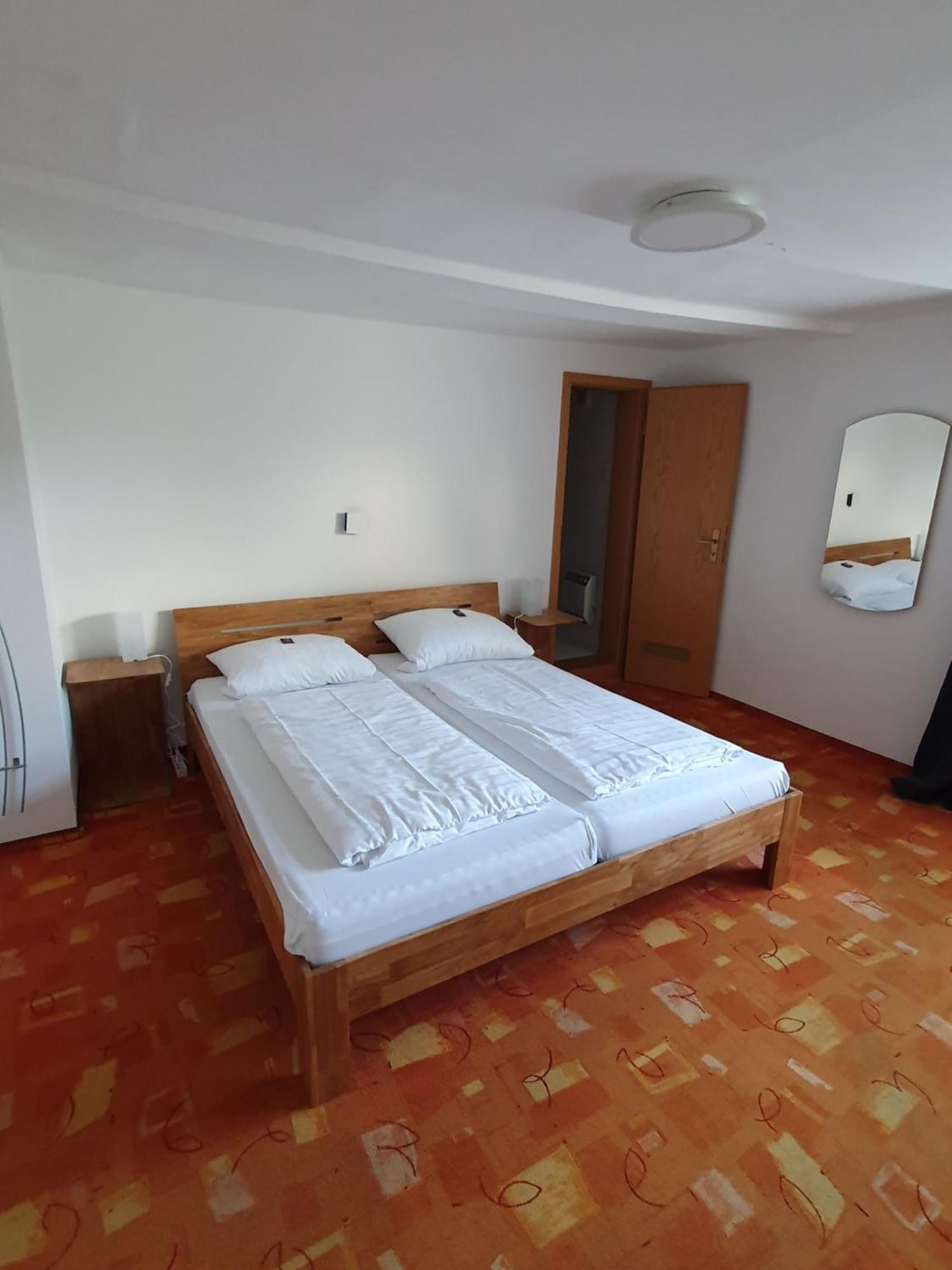 Brauner Hirsch Hannoversch Münden Exterior foto