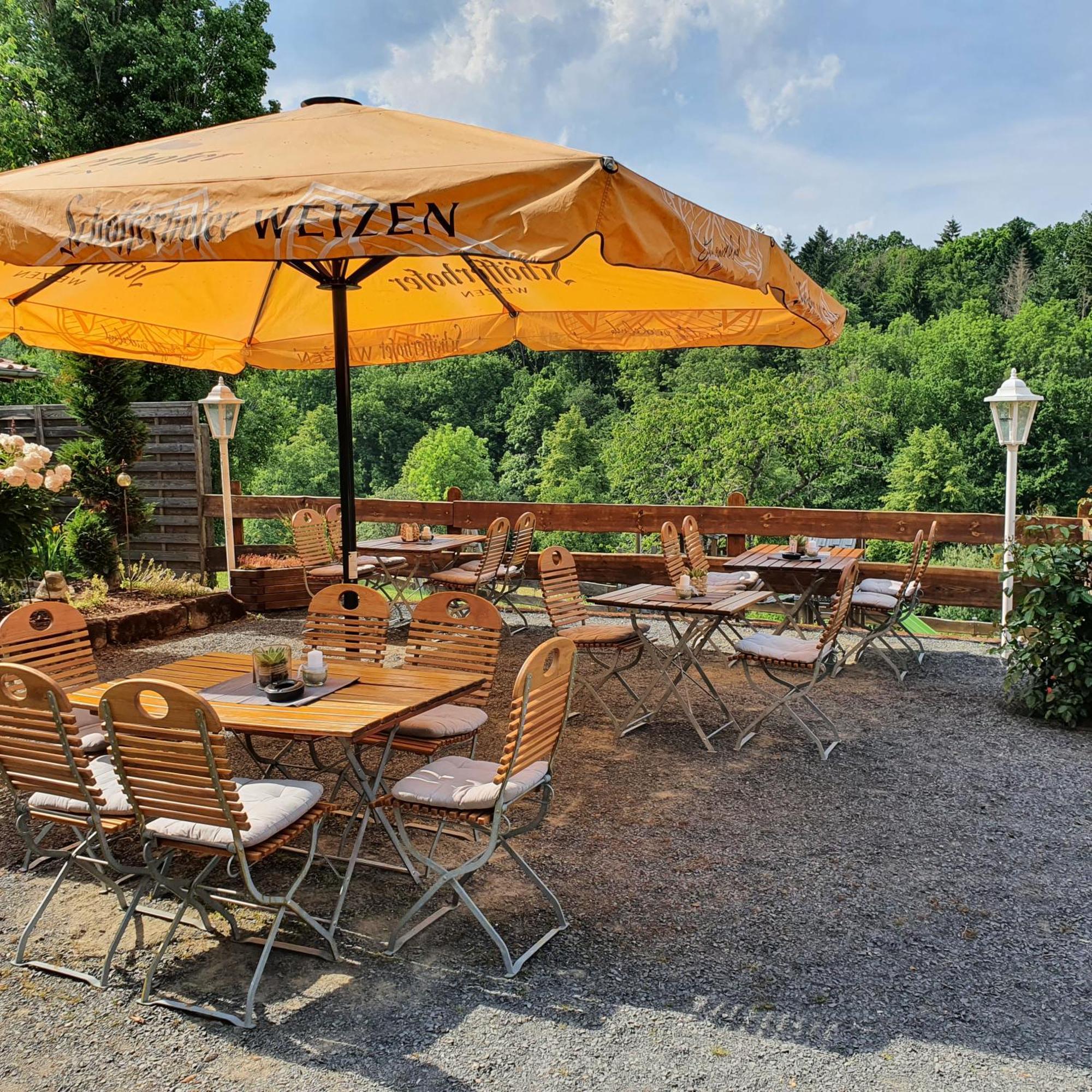Brauner Hirsch Hannoversch Münden Exterior foto