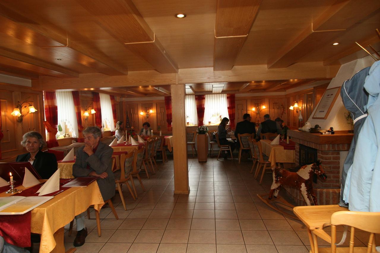 Brauner Hirsch Hannoversch Münden Exterior foto